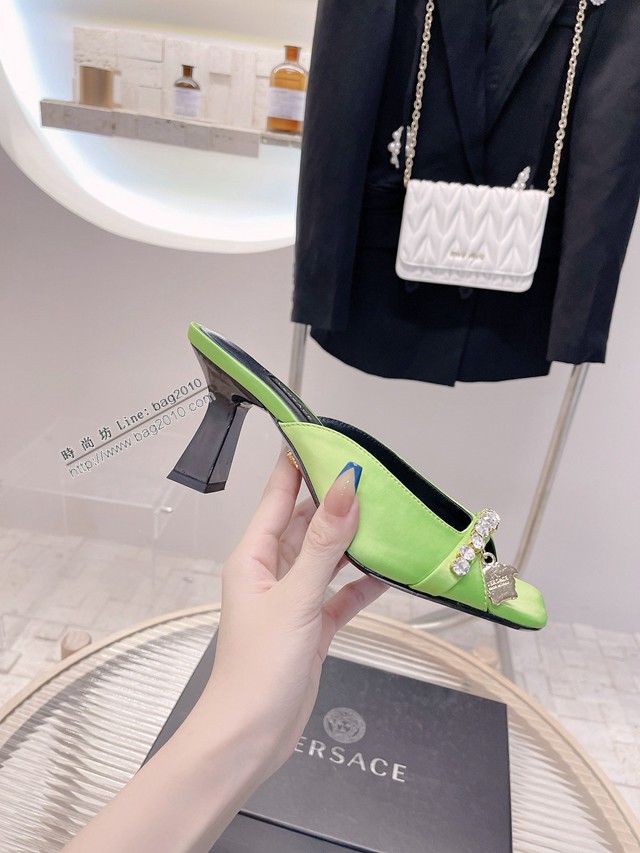 Versace專櫃2022新款女鞋 範思哲魚嘴方跟涼鞋 dx3554